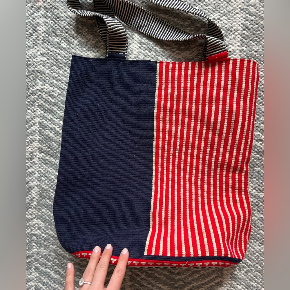 Guanabana Knit Tote Bag - Picture 4 of 6